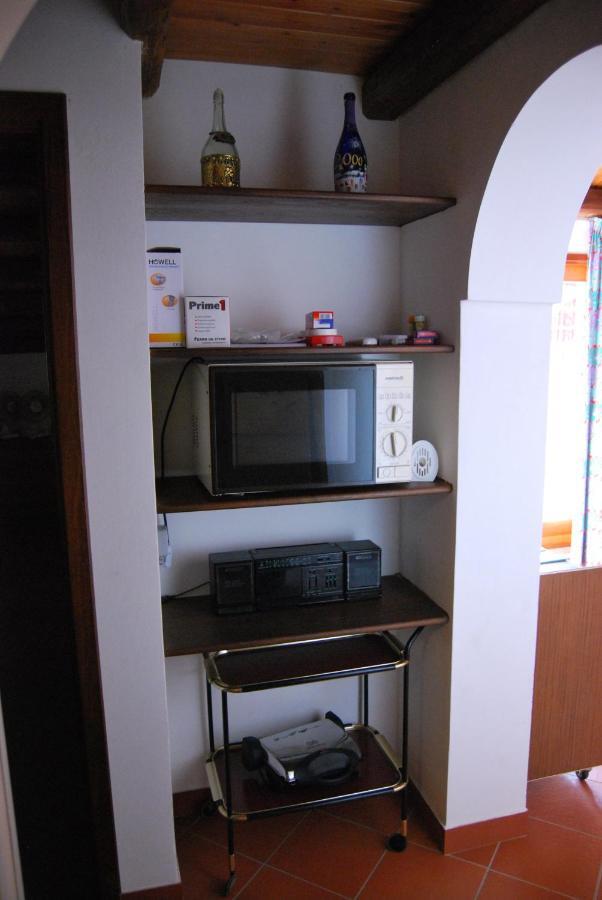 Casa Vacanze La Terrazza Sul Golfo 卡斯泰拉马莱 外观 照片